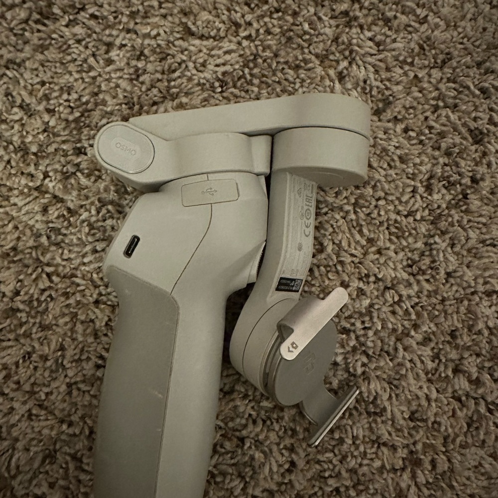 DJI Osmo Mobile 3 Beige Gimbal